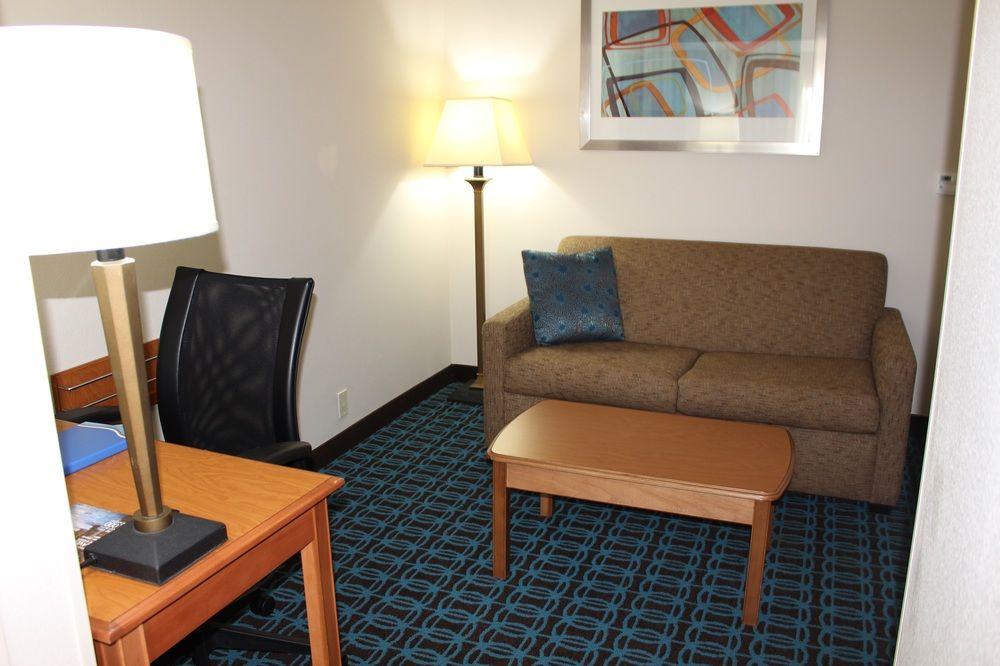 Fairfield Inn & Suites Kansas City Liberty Buitenkant foto