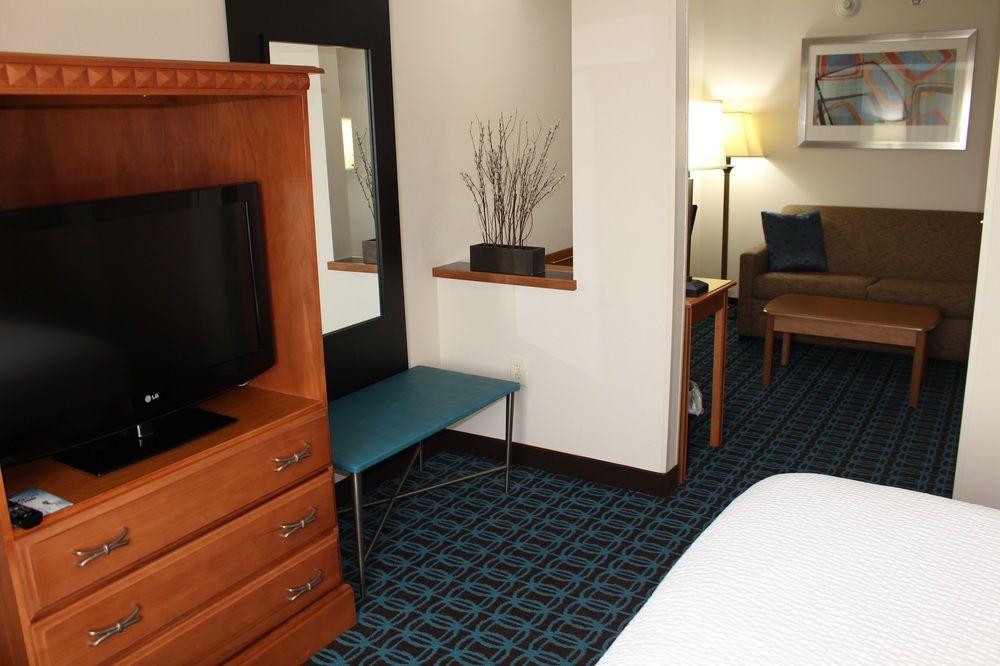 Fairfield Inn & Suites Kansas City Liberty Buitenkant foto