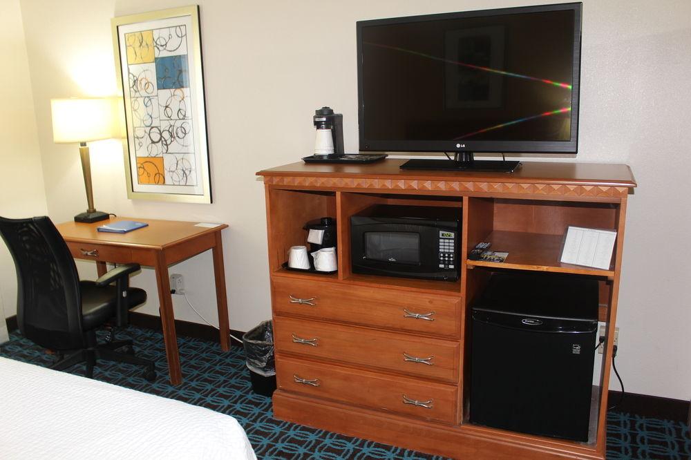 Fairfield Inn & Suites Kansas City Liberty Buitenkant foto