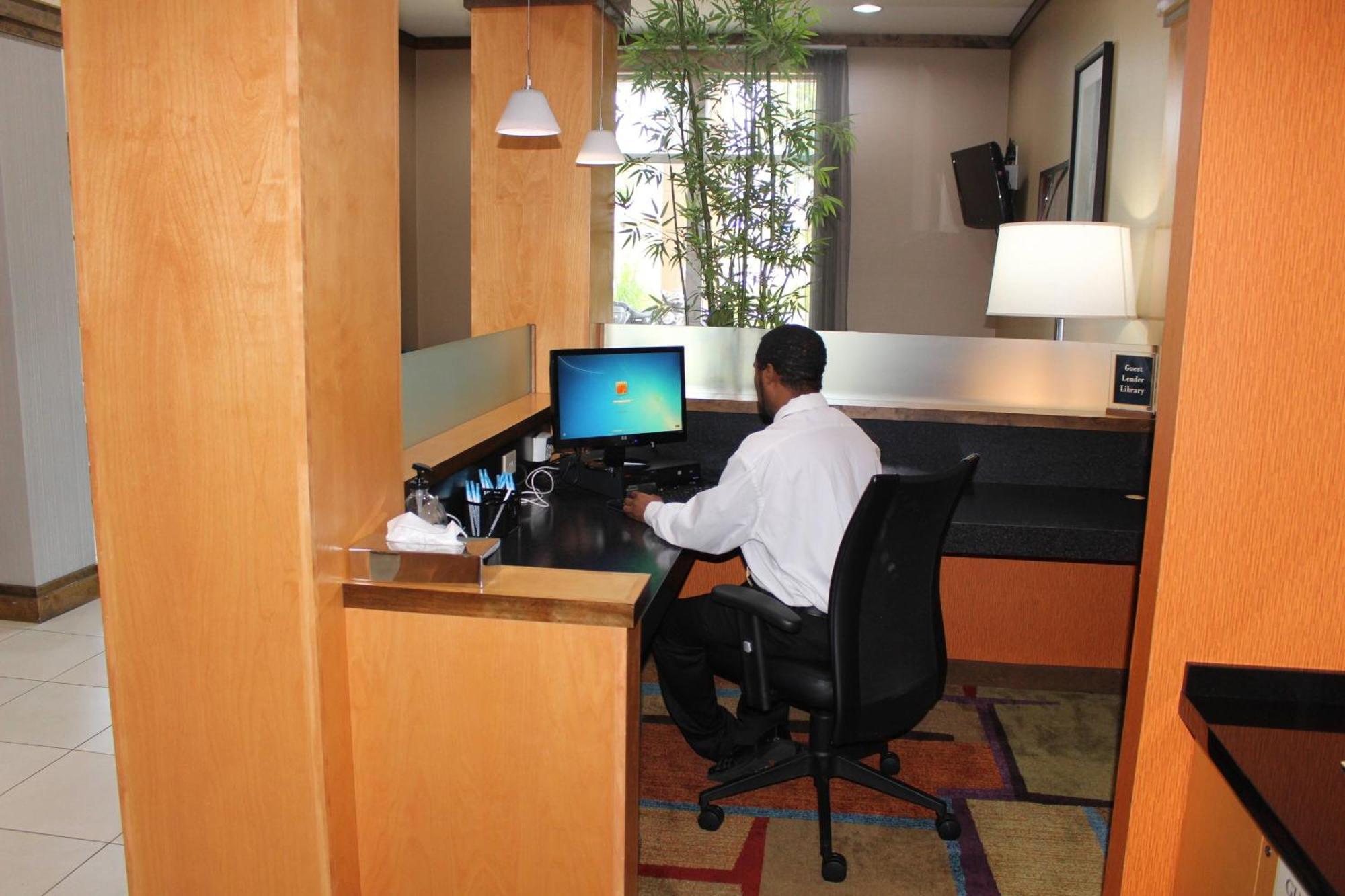 Fairfield Inn & Suites Kansas City Liberty Buitenkant foto